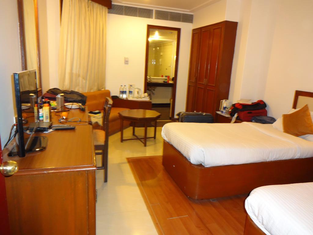 Hotel Amer Palace 보팔 객실 사진