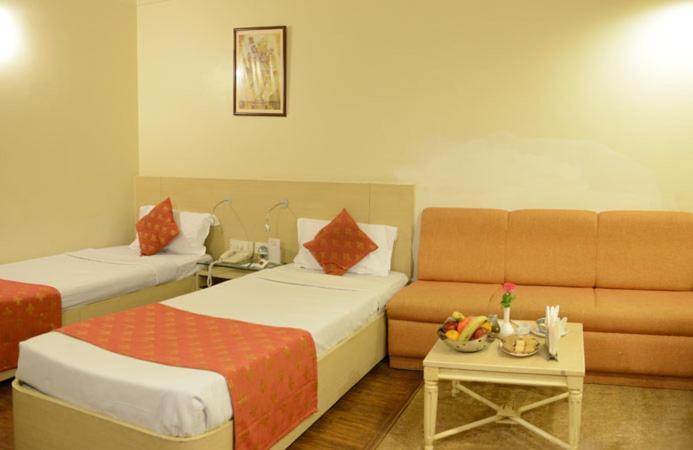 Hotel Amer Palace 보팔 외부 사진